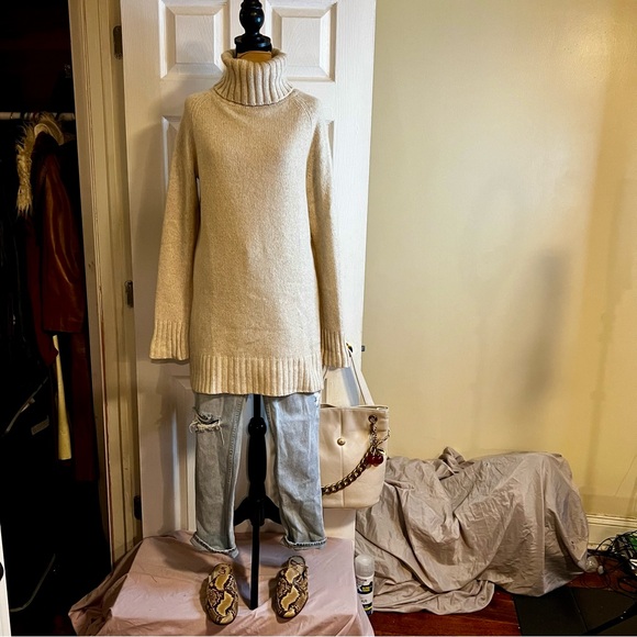 Theory Women’s 100% Cashmere Sweater Turtleneck Sweater/Dress Oatmeal Large - Picture 1 of 10